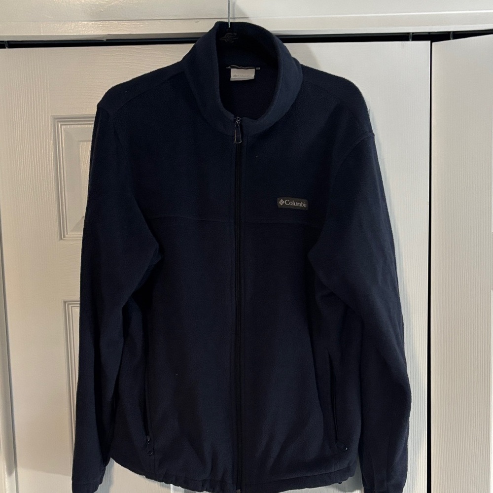 Columbia Men's L navy fleece